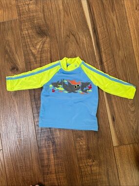 EUC Coolibar Blue & Neon Yellow Shark Kids Rashguard